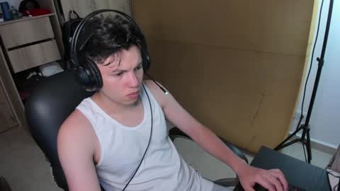 yurii_moody online show from December 2024 01:40:02 AM