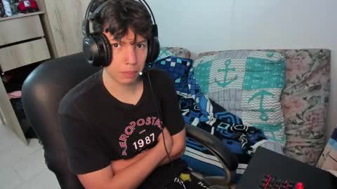 yurii_moody online show from April 2026 01:47:02 PM