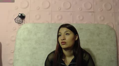 YUYIS online show from January 2026 11:23:02 AM