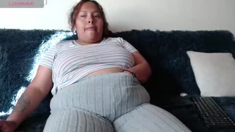 Snapshot of yvonn_jlove chatting on June 2026 12:14:02 PM yvonn online show from June 2026 12:14:02 PM