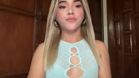 Miss Cali online show from April 2026 08:07:01 PM