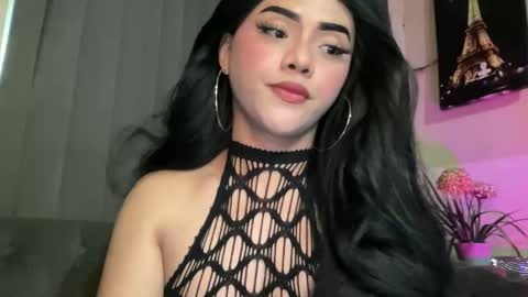 Snapshot of yvonne_guidotti chatting on May 2026 07:43:02 PM Miss Cali online show from May 2026 07:43:02 PM