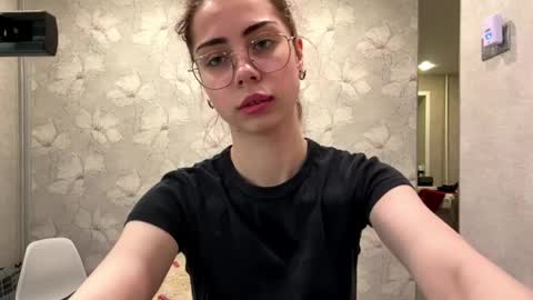 Lina online show from June 2026 05:16:02 PM