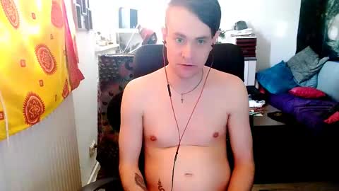 Snapshot of yyscript chatting on March 2025 03:49:02 PM online show from March 2025 03:49:02 PM