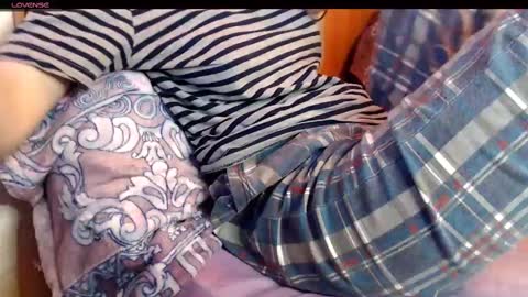 Snapshot of yzza_suave chatting on February 2025 10:04:02 PM yzza_suave online show from February 2025 10:04:02 PM