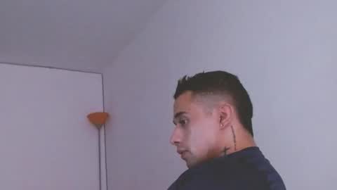 Snapshot of zac_colleng07 chatting on December 2024 10:36:02 PM Zac Colleng online show from December 2024 10:36:02 PM