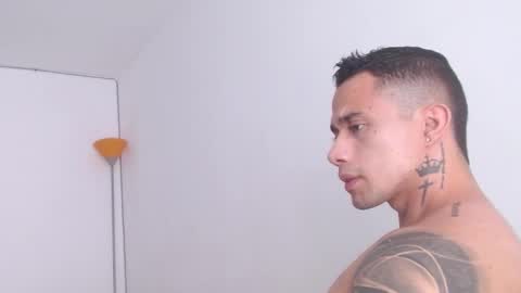 Snapshot of zac_colleng07 chatting on February 2025 08:36:01 PM Zac Colleng online show from February 2025 08:36:01 PM