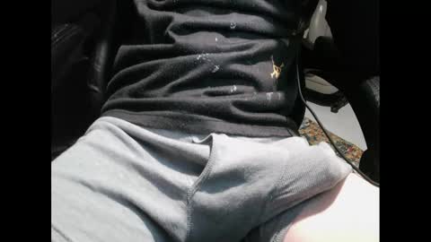 zach52590 online show from October 2025 12:17:02 PM