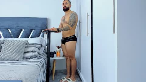 Richard online show from November 2025 12:49:02 PM