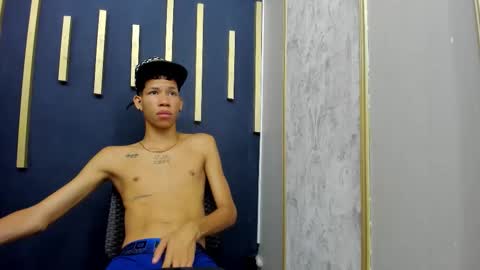 Snapshot of zack_horny19 chatting on September 2025 12:19:01 PM Zack online show from September 2025 12:19:01 PM