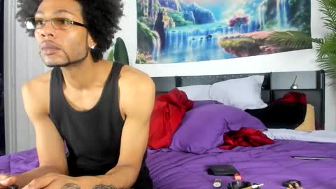 Snapshot of zack_piphermax chatting on April 2026 04:43:02 AM Zack Pipher online show from April 2026 04:43:02 AM