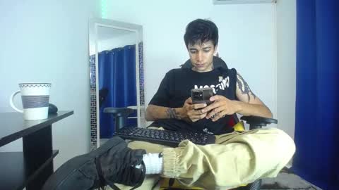 zack online show from January 2025 08:43:02 PM