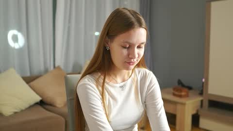 Marina online show from October 2025 01:33:02 PM