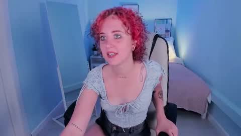 Snapshot of zafinahoney chatting on July 2026 09:34:01 AM Zafina Follow me online show from July 2026 09:34:01 AM