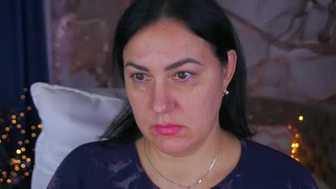 Snapshot of zafiramoonn chatting on November 2025 07:53:02 AM Zafiramoonn online show from November 2025 07:53:02 AM