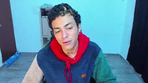 BiG Zafiro online show from March 2026 10:43:01 AM