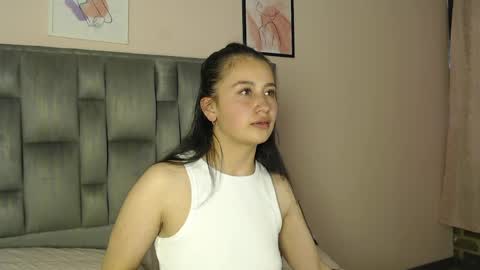 Zaida online show from May 2026 06:57:02 PM
