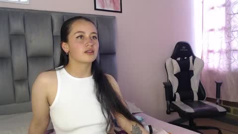 Zaida online show from May 2026 08:18:01 PM