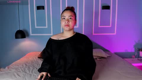 Zaily  online show from December 2025 11:48:01 AM