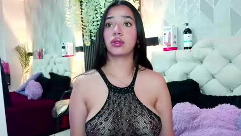Snapshot of zaira_bonny chatting on June 2026 03:05:02 PM Zaira Bonny online show from June 2026 03:05:02 PM