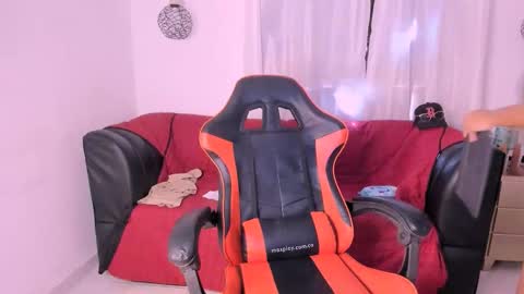 zaira_luxee online show from October 2025 02:07:02 PM