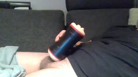 Snapshot of zakksten chatting on October 2025 10:19:01 PM Zakk online show from October 2025 10:19:01 PM