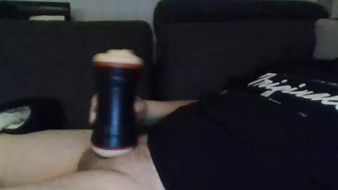 Snapshot of zakksten chatting on November 2025 11:26:01 PM Zakk online show from November 2025 11:26:01 PM