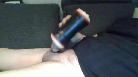 Snapshot of zakksten chatting on February 2026 11:20:02 PM Zakk online show from February 2026 11:20:02 PM