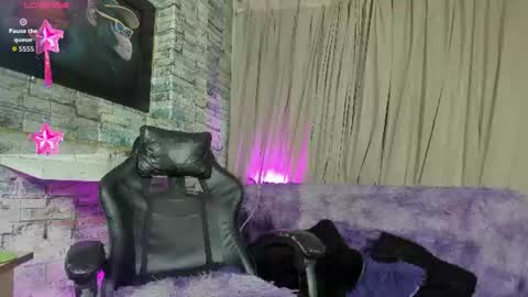 Zamara Kleii online show from June 2026 10:33:01 PM
