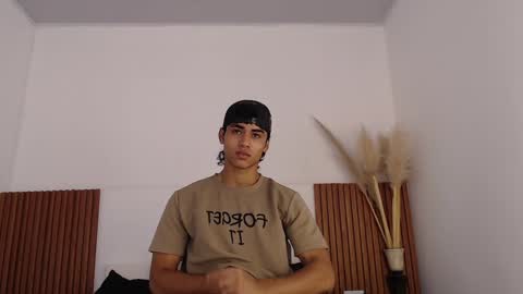 Zander online show from January 2025 01:36:01 PM