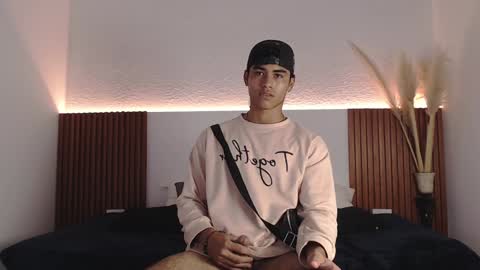 Zander online show from January 2025 05:41:01 PM