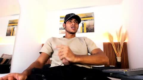 Zander online show from April 2026 01:35:02 PM