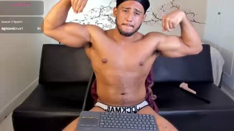 Snapshot of zane_lux chatting on July 2026 12:08:02 AM Zane Lux online show from July 2026 12:08:02 AM