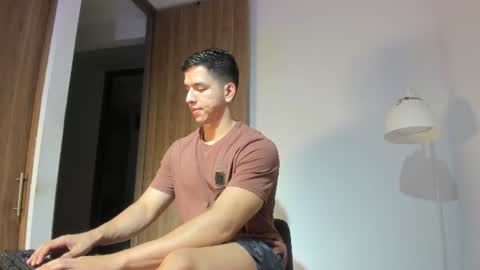 Snapshot of zanedawson_ chatting on June 2026 01:16:01 AM Zane Dawson online show from June 2026 01:16:01 AM