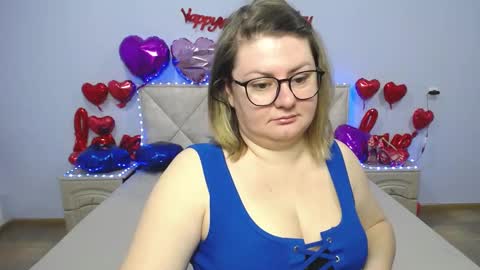 zannadreil online show from February 2025 07:41:01 PM