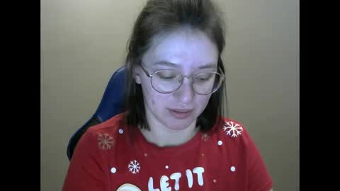 Snapshot of zara_golden chatting on February 2025 03:39:02 AM chaturcum online show from February 2025 03:39:02 AM