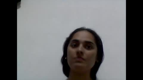 zaraa_lopez online show from December 2025 02:17:01 AM