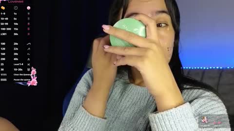 zaradames_ online show from January 2026 03:11:01 AM