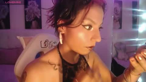 Snapshot of zarahbennet chatting on July 2026 01:17:02 PM Zarah online show from July 2026 01:17:02 PM