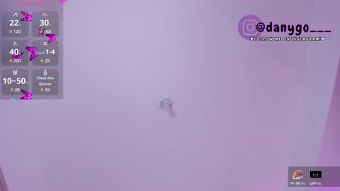 Snapshot of zarianaevanz chatting on March 2025 01:37:01 AM Zariana online show from March 2025 01:37:01 AM