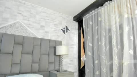 Snapshot of zarinawynne chatting on May 2026 02:24:02 PM Zarina Waynne online show from May 2026 02:24:02 PM