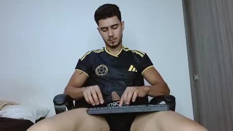 zark_wolf online show from July 2026 08:48:01 PM