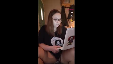 ze_turtle_master online show from December 2024 10:24:02 PM