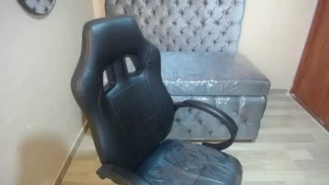 Zedin online show from March 2026 07:41:02 PM