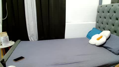 Zo online show from February 2025 07:19:02 PM