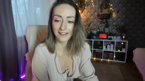 Snapshot of zefir_ka_ chatting on December 2024 12:19:02 PM Zefir ka online show from December 2024 12:19:02 PM