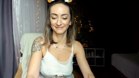 Snapshot of zefir_ka_ chatting on December 2024 10:44:02 AM Zefir ka online show from December 2024 10:44:02 AM