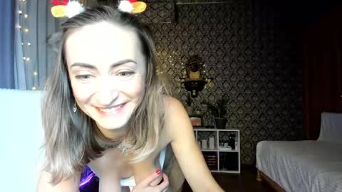 Zefir ka  online show from December 2024 01:50:01 PM