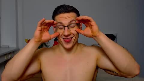 zeinmiracles online show from December 2025 08:50:02 PM