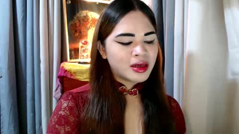 Zendaya online show from February 2025 09:17:02 PM